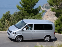 Фото Volkswagen Multivan  №8